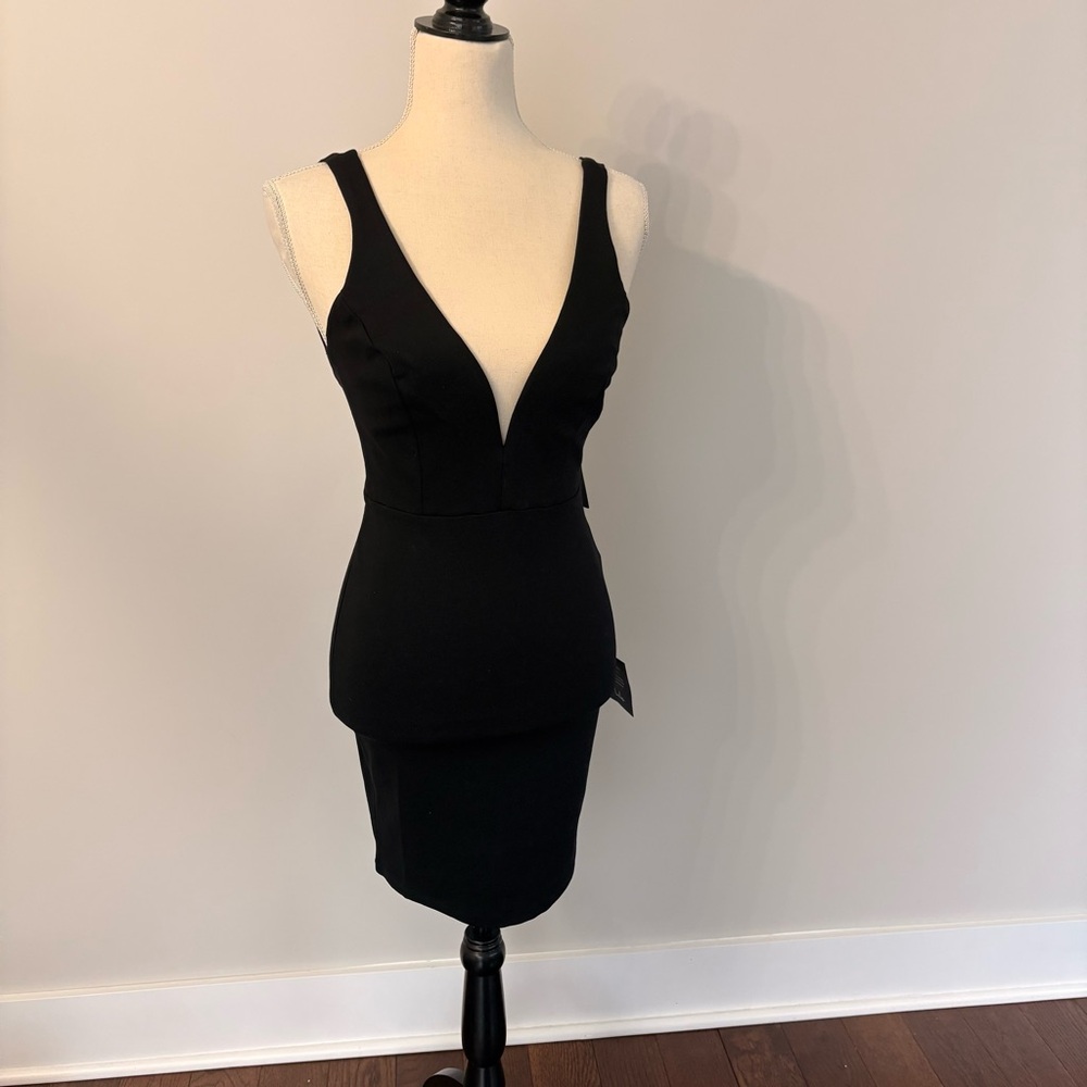 Lulu's Black V-Neck Mini Dress